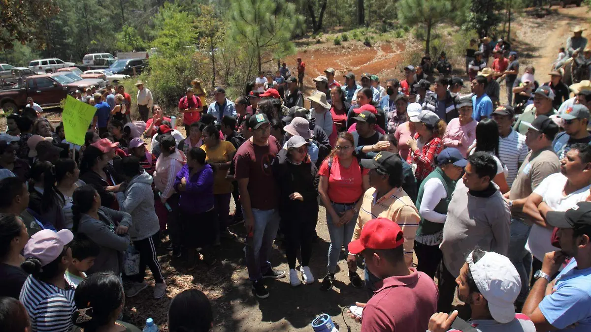 Manifestación por falta de agua en San Miguel del Monte 3